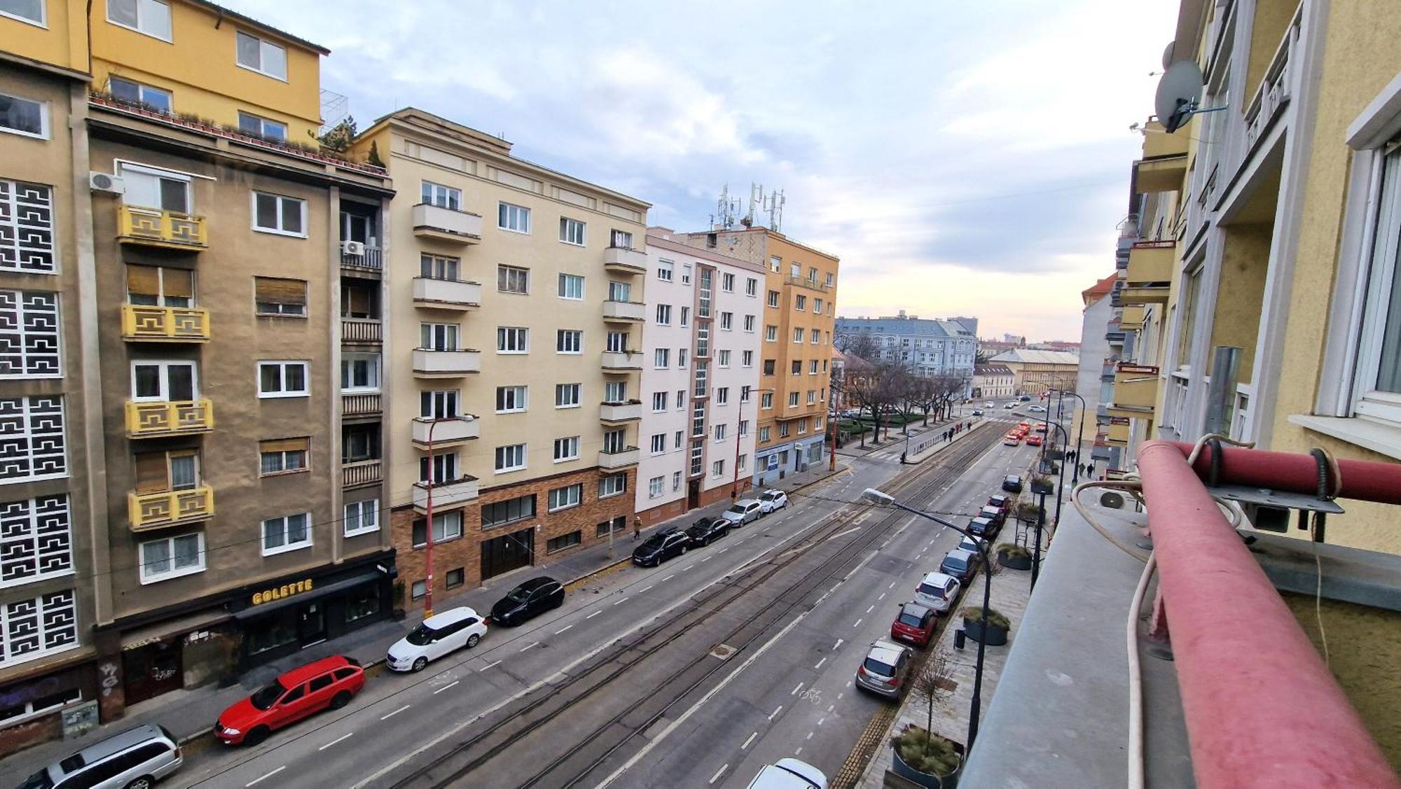 3 Room City Center Apartment By Bratislavatrip Eksteriør billede